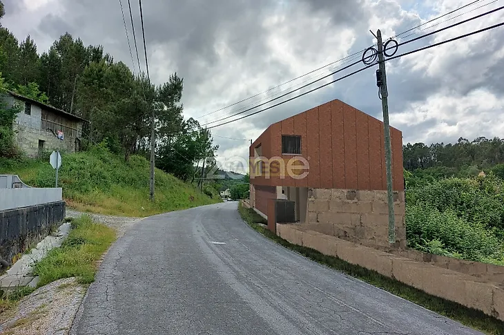 main-listing-picture-0