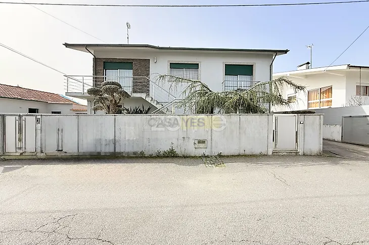 main-listing-picture-0