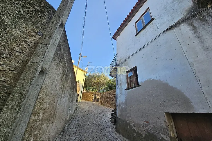 main-listing-picture-0