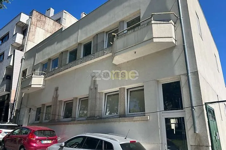 main-listing-picture-0