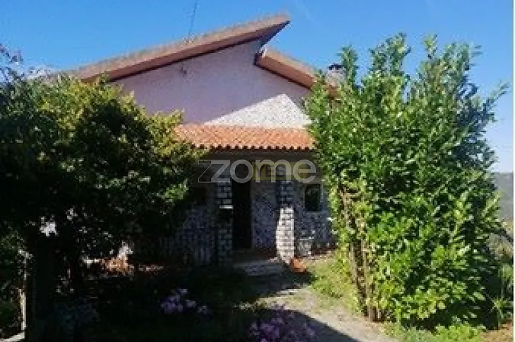 main-listing-picture-0