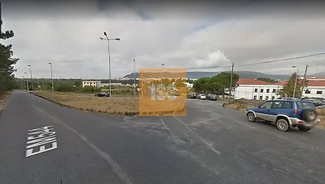 image-5wQwO3L6O3V-0