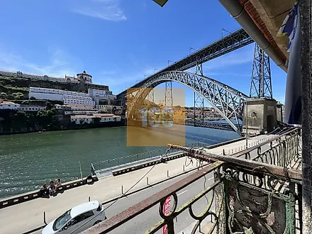 image-C2sU2Z91fCM-0