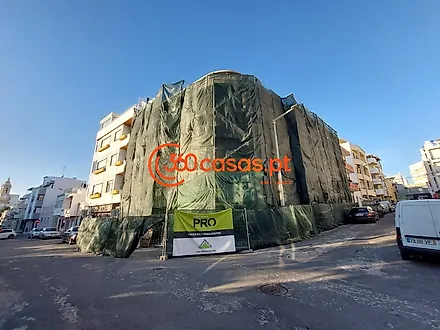 image-6b6NkgpvYJD-0