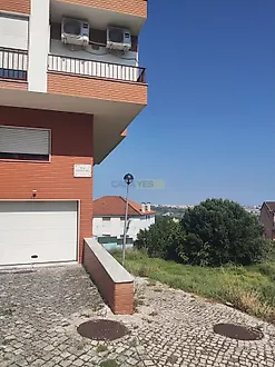 Land for sale in Amadora, Portugal — €95,000
