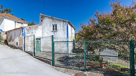 image-2yJ70Npd9ms-0