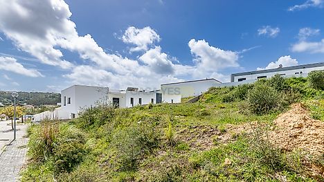 Land for sale in Mafra, Portugal — €277,500