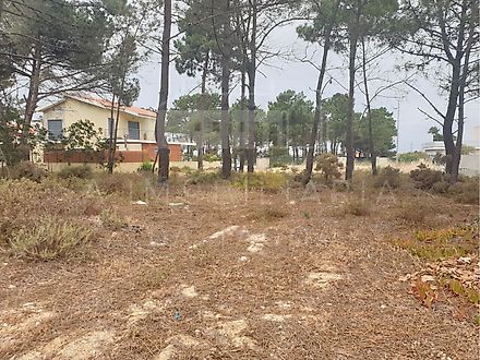 Land for sale in Sesimbra, Portugal — €163,000