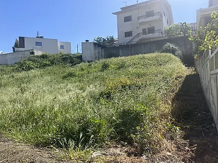 Land for sale in Gondomar, Portugal — €105,000