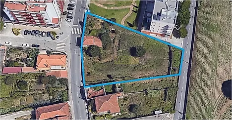 Land for sale in Porto, Portugal — €2,450,000