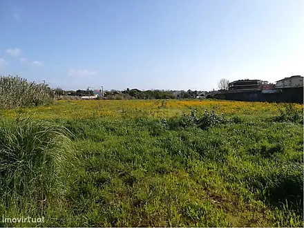 Land for sale in Vila Nova de Gaia, Portugal — €1,350,000