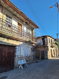 image-ABugBCEzLIN-0