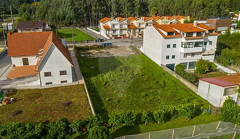 Land for sale in Albergaria-a-Velha, Portugal — €60,000