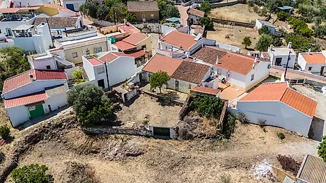 image-1QlaguolJn7-0