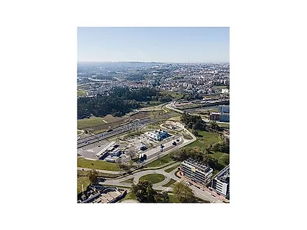 image-L1WDoNiBq59-0