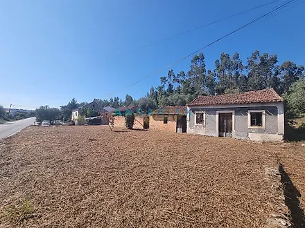 Land for sale in Ourém, Portugal — €78,000