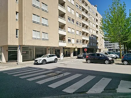 image-IWk10OR4tA-0