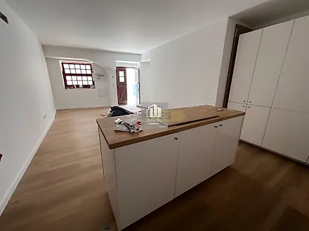 image-1gyJNPL0HP2-0