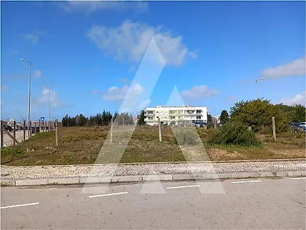 Land for sale in Ovar, Portugal — €131,892