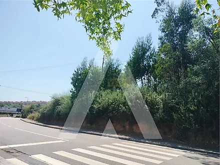 Land for sale in São João da Madeira, Portugal — €213,000