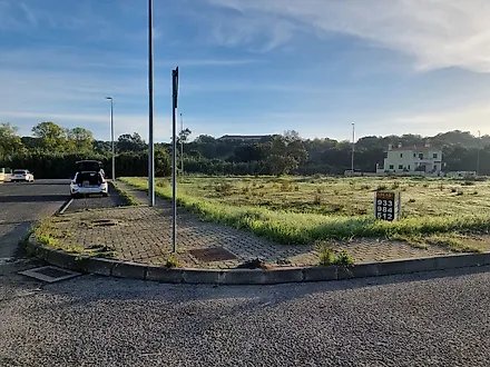 Land for sale in Cartaxo, Portugal — €68,000