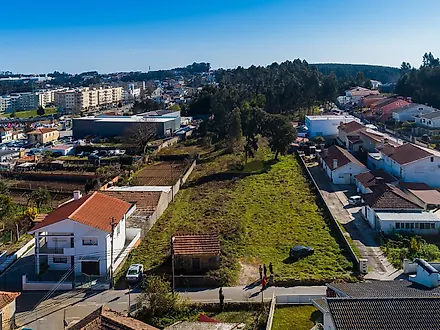 Land for sale in Santa Maria da Feira, Portugal — €120,000