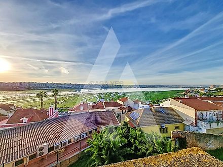 Land for sale in Seixal, Portugal — €920,000