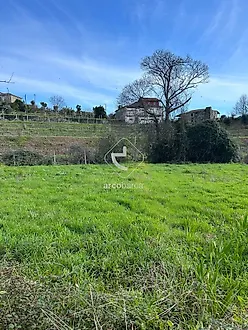 image-GrCLakwiOGO-0