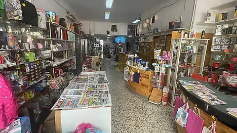 image-9DQVfysFJIR-0