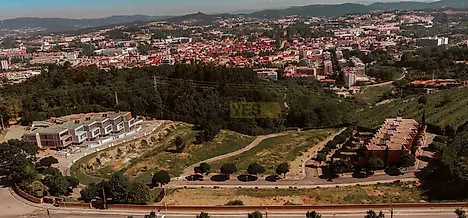 image-w752VQNfJ1-0