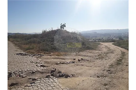 Land for sale in Paredes, Portugal — €65,000