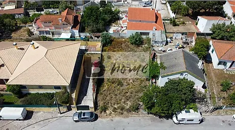 Land for sale in Almada, Portugal — €129,000