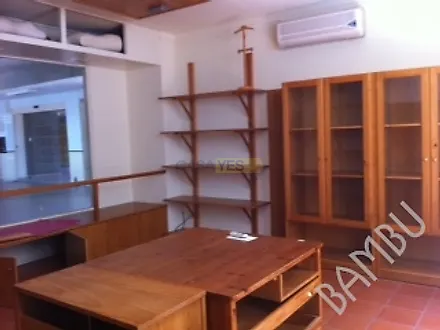 image-7LEKRAJBa7N-0