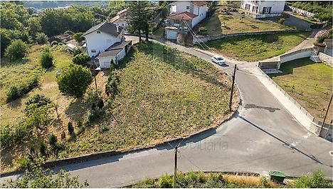 Land for sale in Vila Nova de Cerveira, Portugal — €55,000