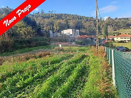 Land for sale in Arcos de Valdevez, Portugal — €85,000