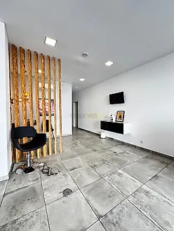 image-H5Y2tL2gHGQ-0