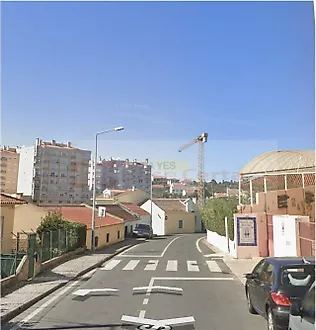 image-LQrKO2Zwuaw-0