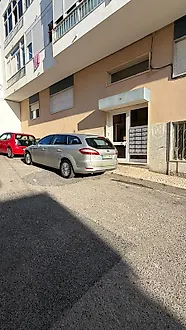 image-FHQL1veZHXd-0