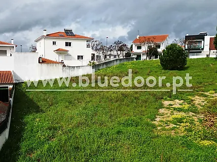 Land for sale in Torres Novas, Portugal — €65,000