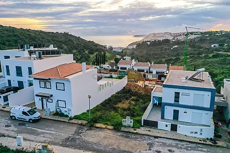 Land for sale in Vila do Bispo, Portugal — €250,000