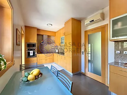 image-1qmF0Fe8mVa-0