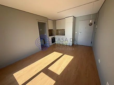image-Eiq7flTyu6T-0