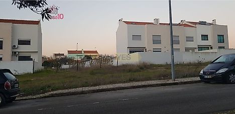 Land for sale in Montijo, Portugal — €80,000