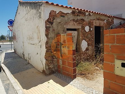 image-Ib88YmngUKh-0
