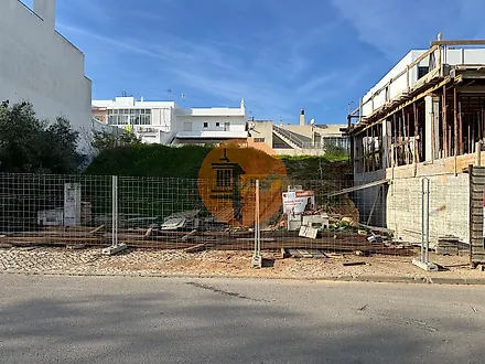 Terreno em Olhão