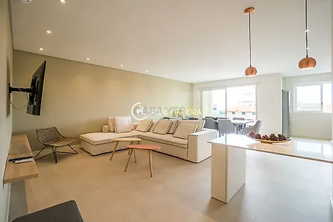 image-HJQP6EDrCW8-0