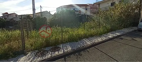 Land for sale in Odivelas, Portugal — €110,000