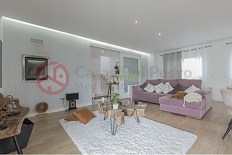 image-ILPF88hrD4d-0