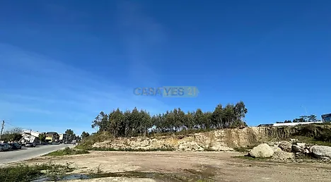 image-5ayE72yve9D-0