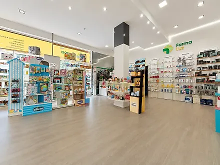 image-9F1K3tdlDjM-0